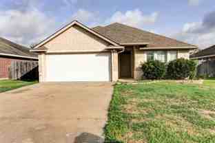 113 Karten Ln - Photo 1 of 1
