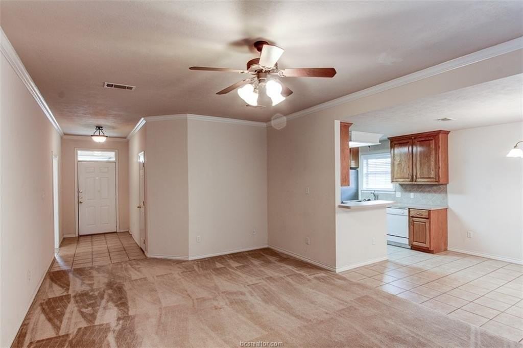 113 Karten Ln - Photo 5 of 27