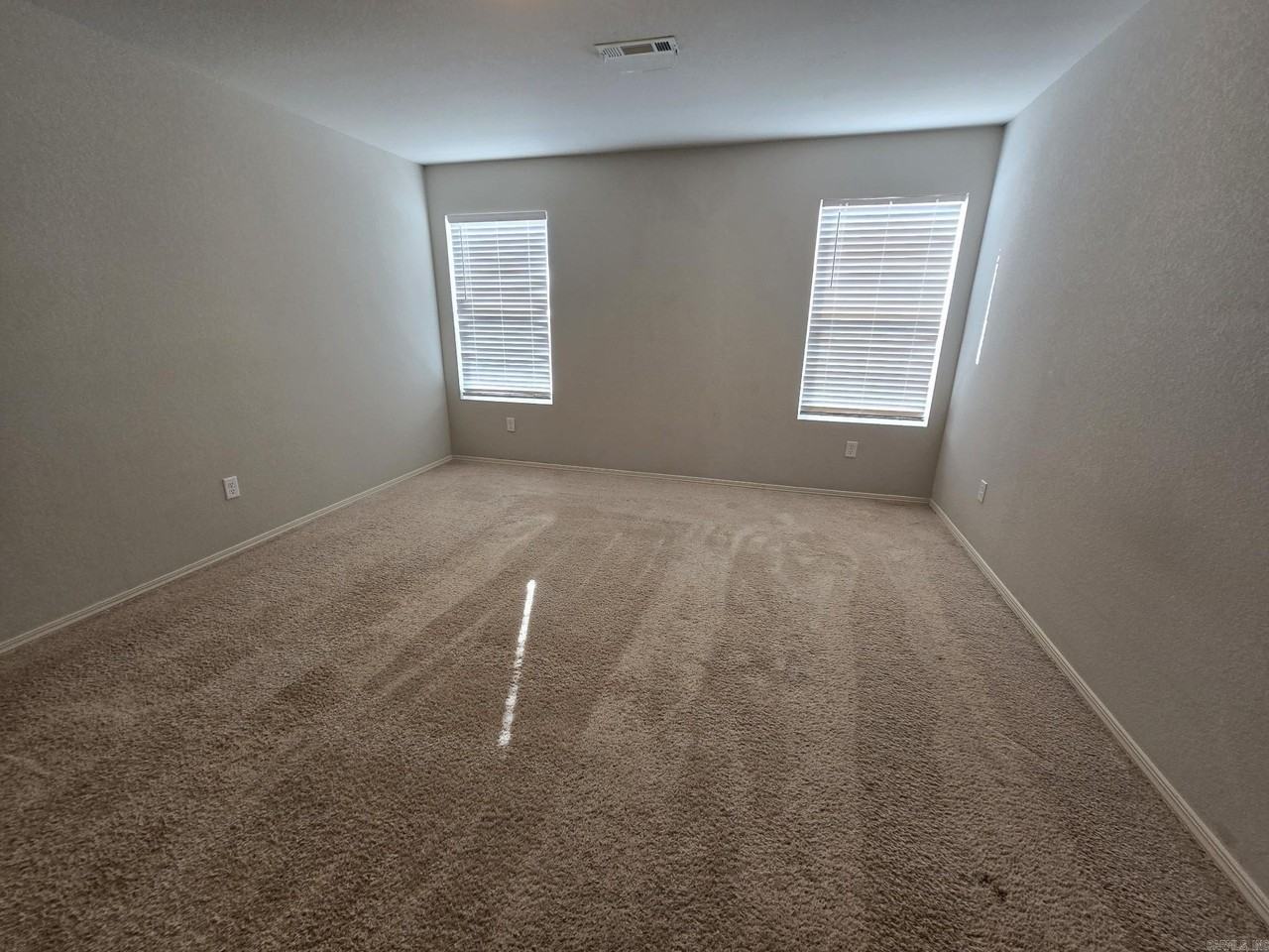 6104 Gordy Dr - Photo 4 of 12