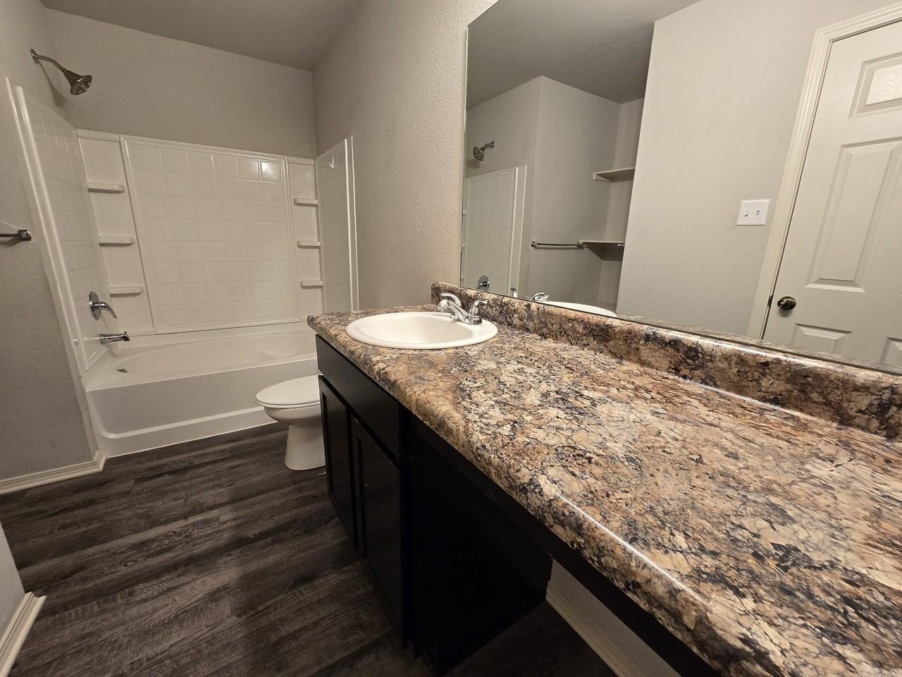 6104 Gordy Dr - Photo 5 of 12