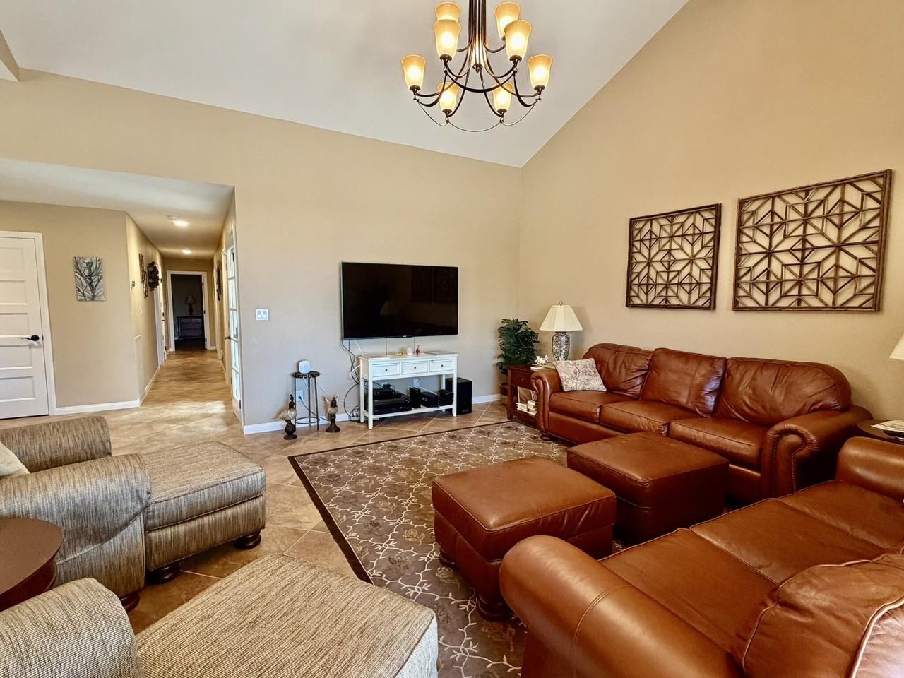 311 Villena Way - Photo 7 of 14