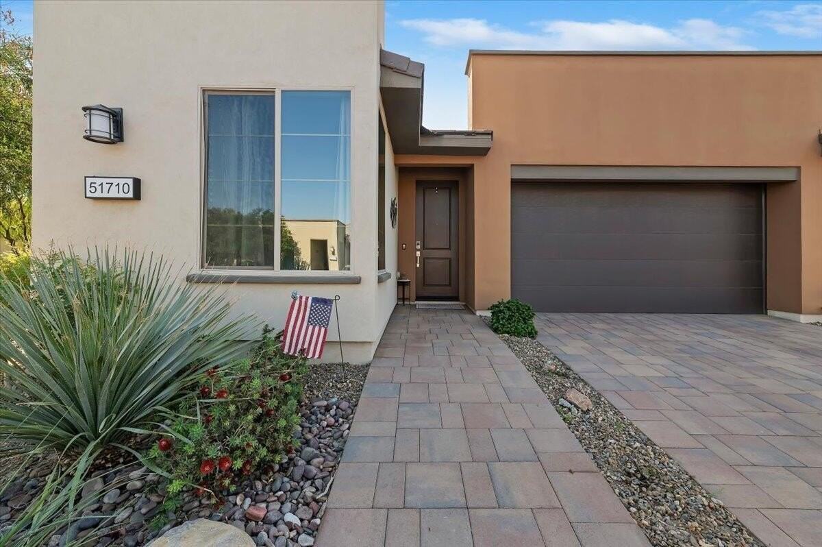 51710 Ponderosa Dr - Photo 3 of 36