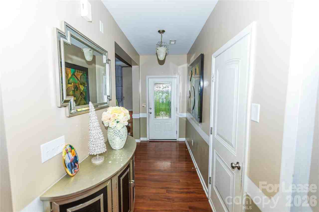 2922 Deep Cove Dr Nw - Photo 4 of 33