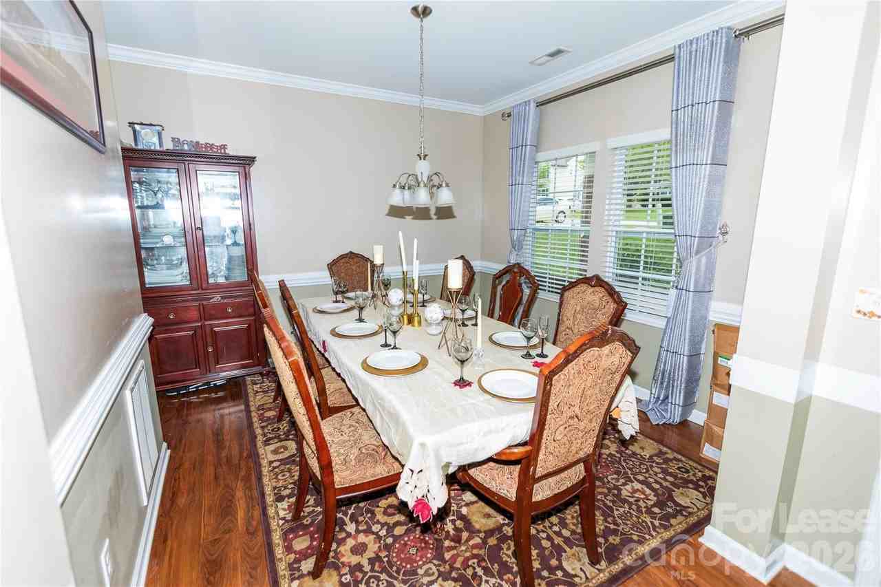2922 Deep Cove Dr Nw - Photo 6 of 33