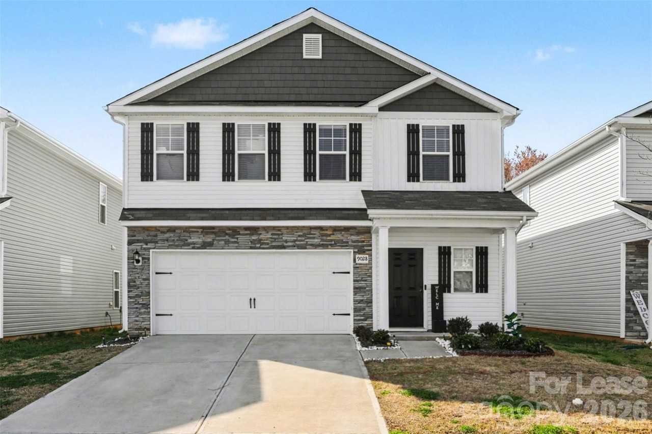 9028 Stoney Waters Ct - Photo 2 of 19