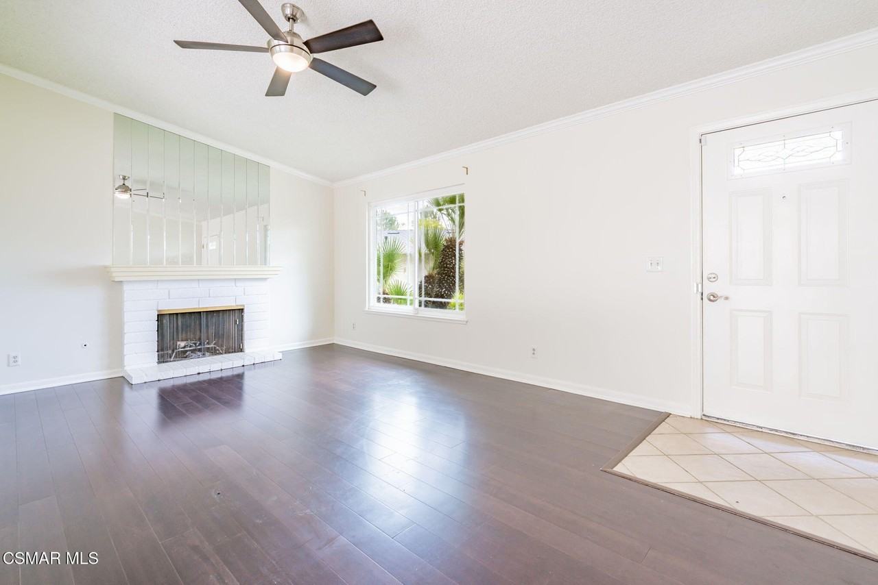 6894 Auburn Cir - Photo 6 of 40