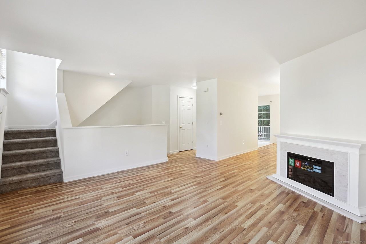 14 South St #12 - Photo 4 of 28