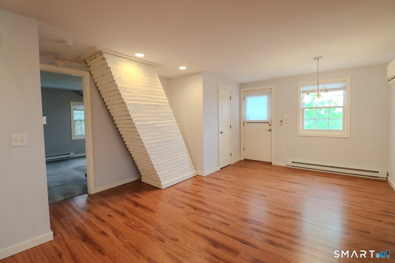 9 Brewer St #4 - Photo 7 of 13