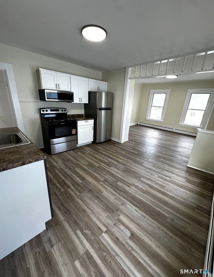 42 Spring St #2 - Photo 5 of 15
