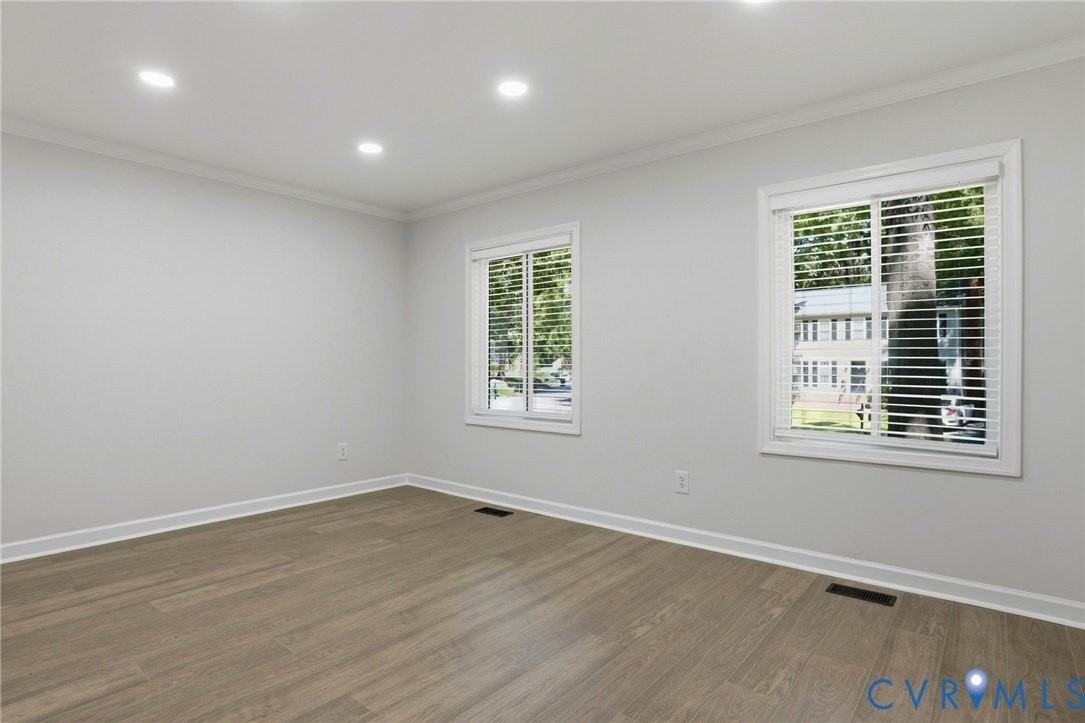 9015 Covewood Rd - Photo 6 of 29