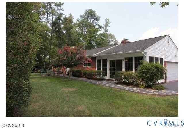 13031 Fairway Ln - Photo 2 of 7