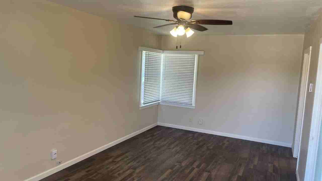 500 Kaweah St - Photo 2 of 12