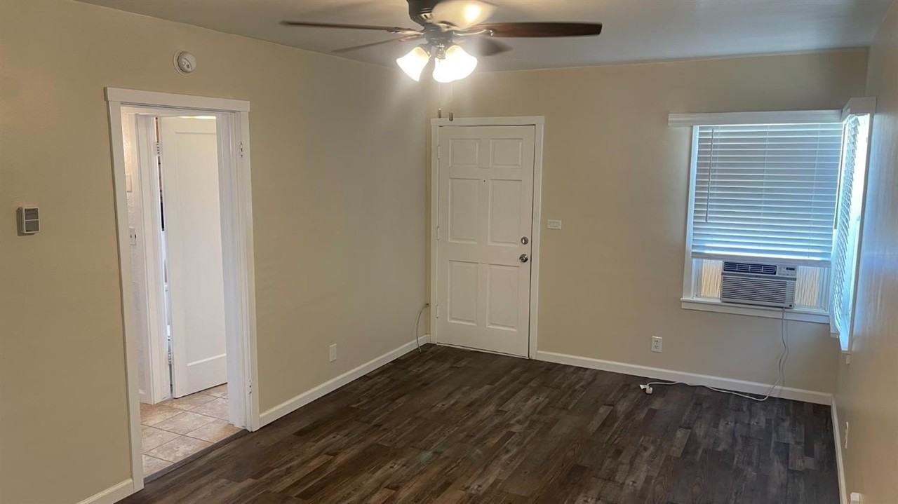 500 Kaweah St - Photo 3 of 12