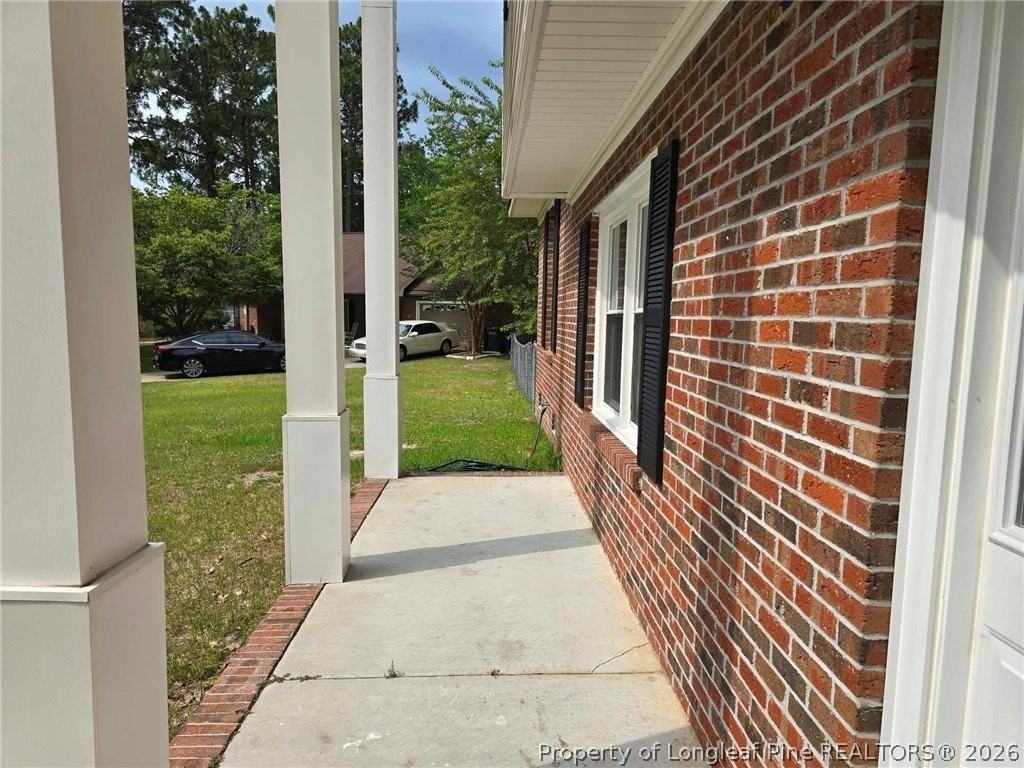 7204 Pilona Ct - Photo 4 of 29