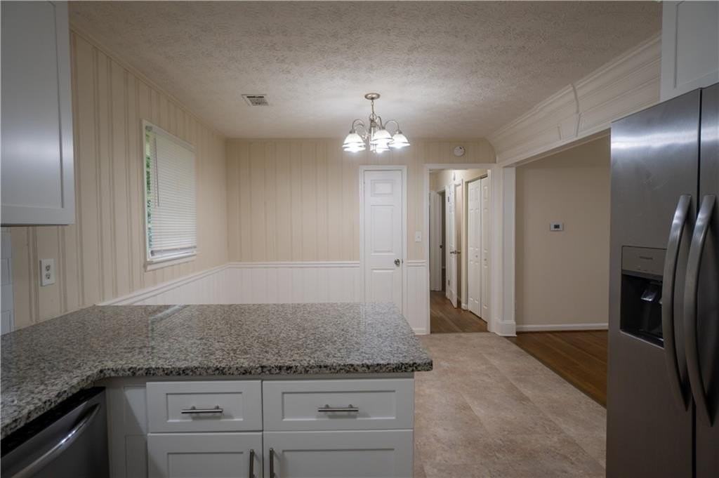 6593 Dunwoody Trl - Photo 6 of 24