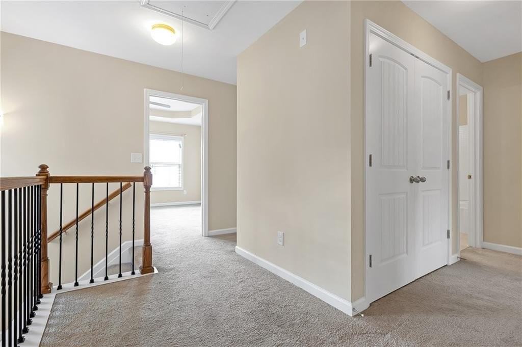 836 Ivy Vine Way - Photo 2 of 15