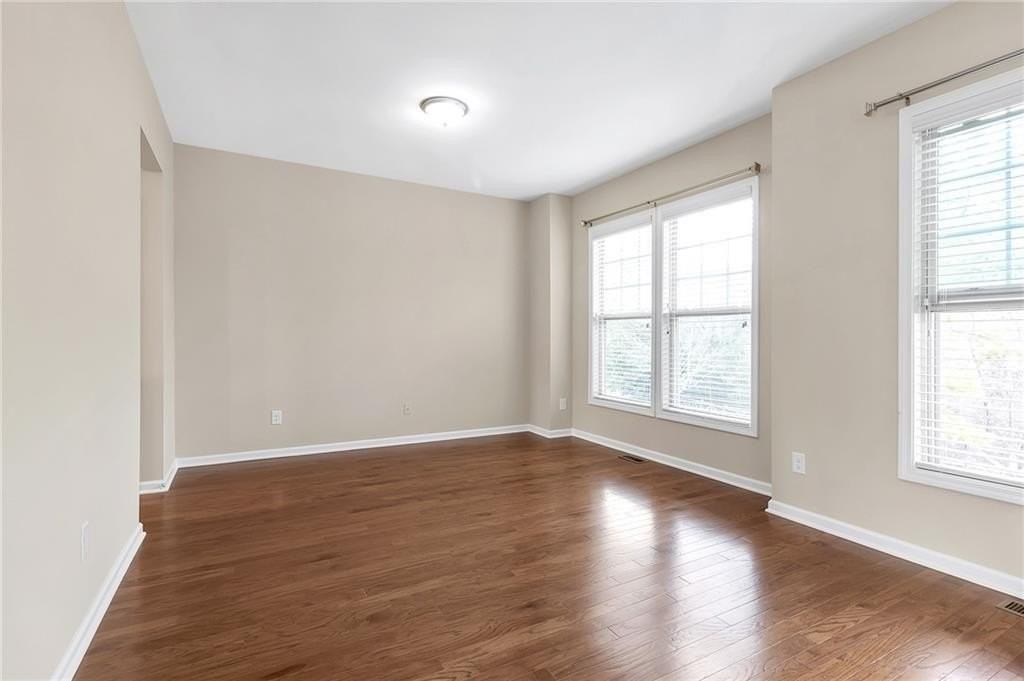 836 Ivy Vine Way - Photo 3 of 15