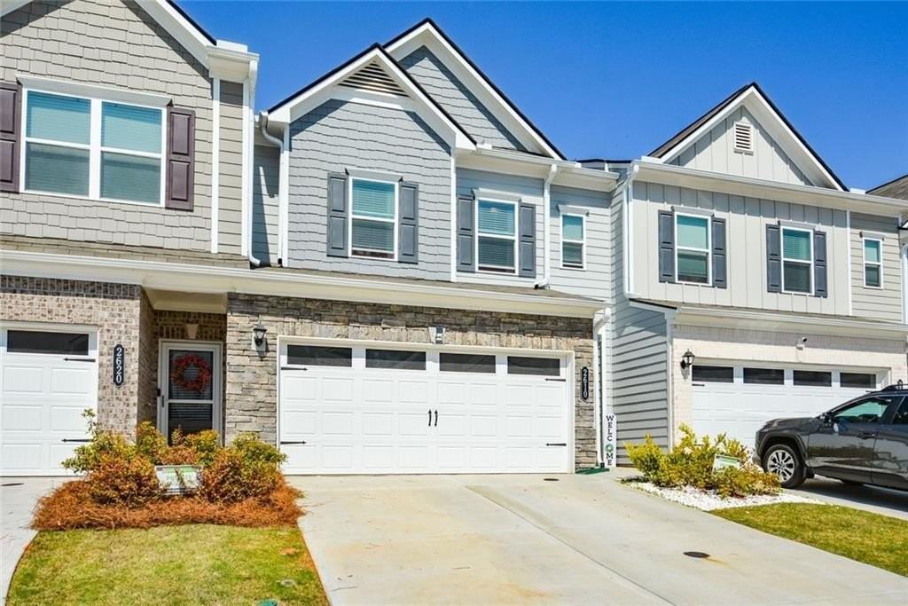 2610 Ravencliff Dr - Photo 2 of 37