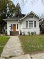featured image of 107 Hackberry Ave #1