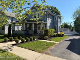 featured image of 147 Bridge Ave #B