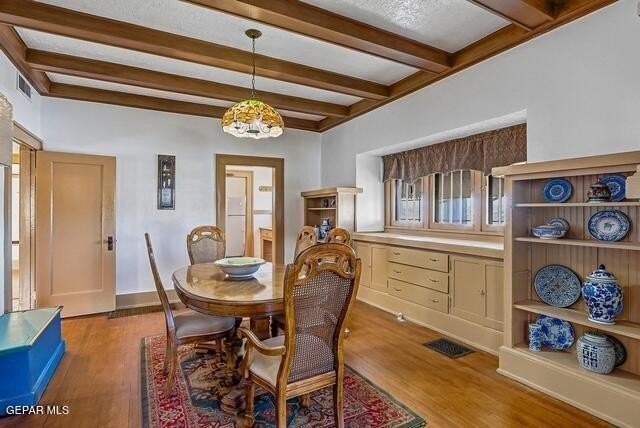 1546 Upson Dr - Photo 4 of 30