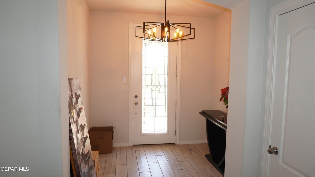 7341 Eagle Vista Dr - Photo 4 of 40