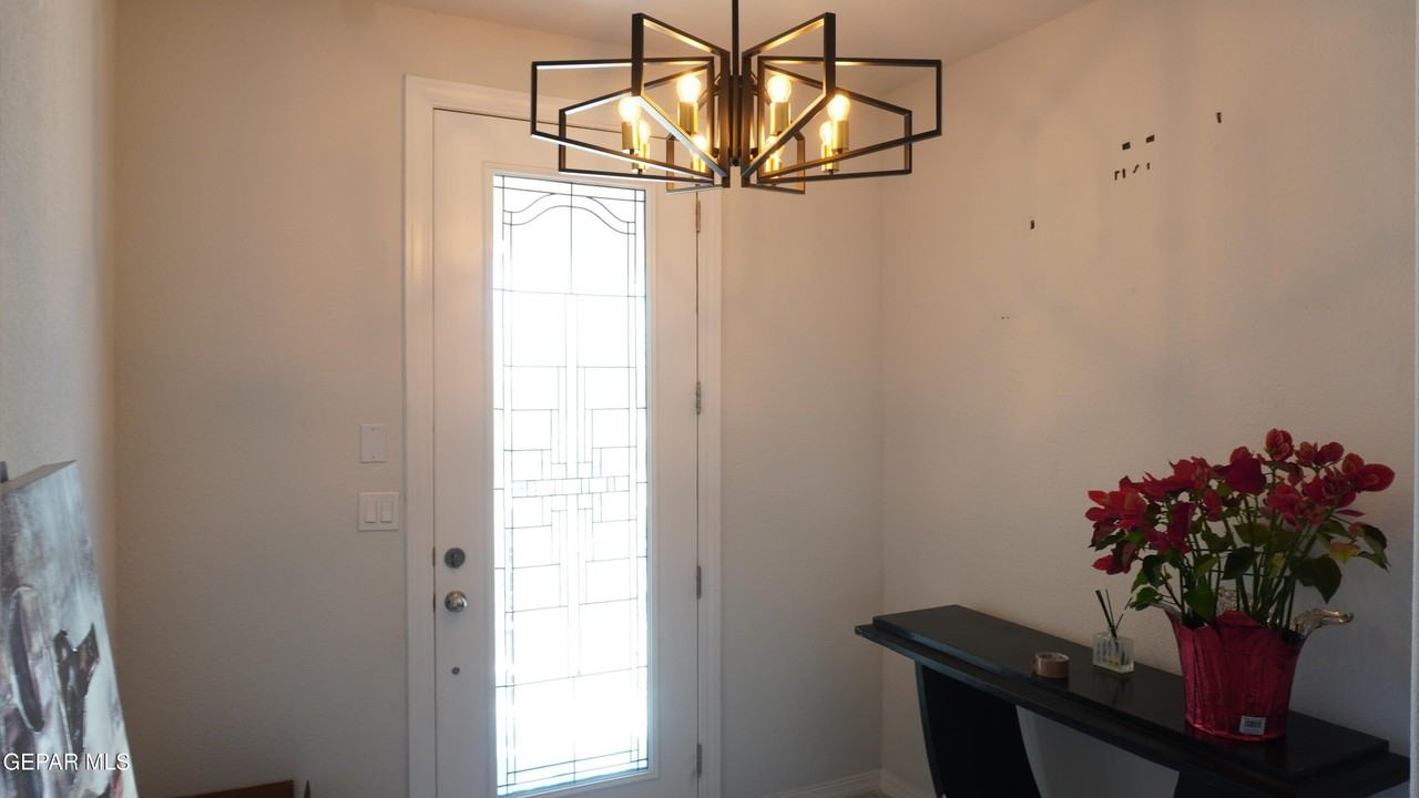 7341 Eagle Vista Dr - Photo 5 of 40