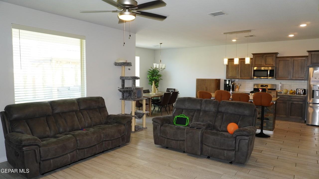 7341 Eagle Vista Dr - Photo 6 of 40