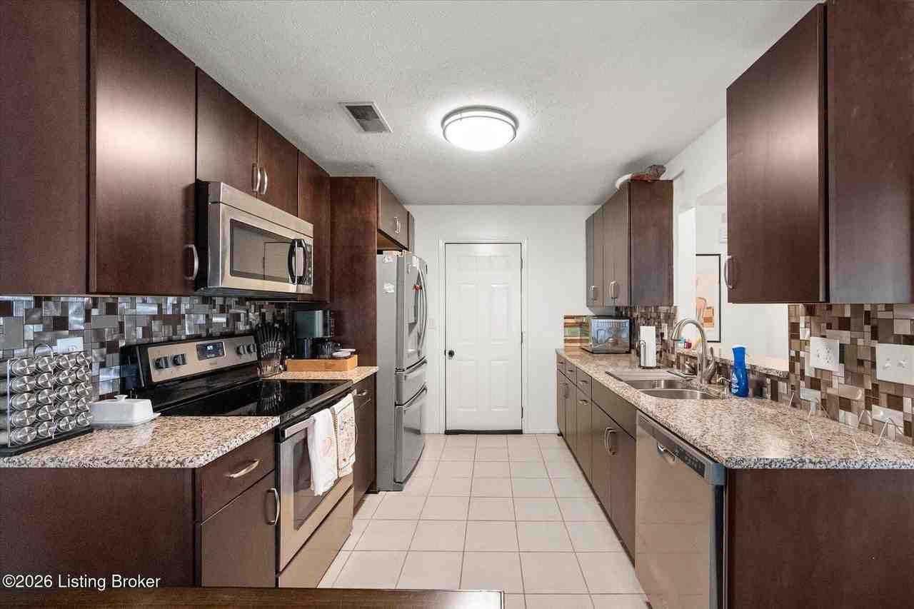 4429 Baygarden Ct - Photo 7 of 11