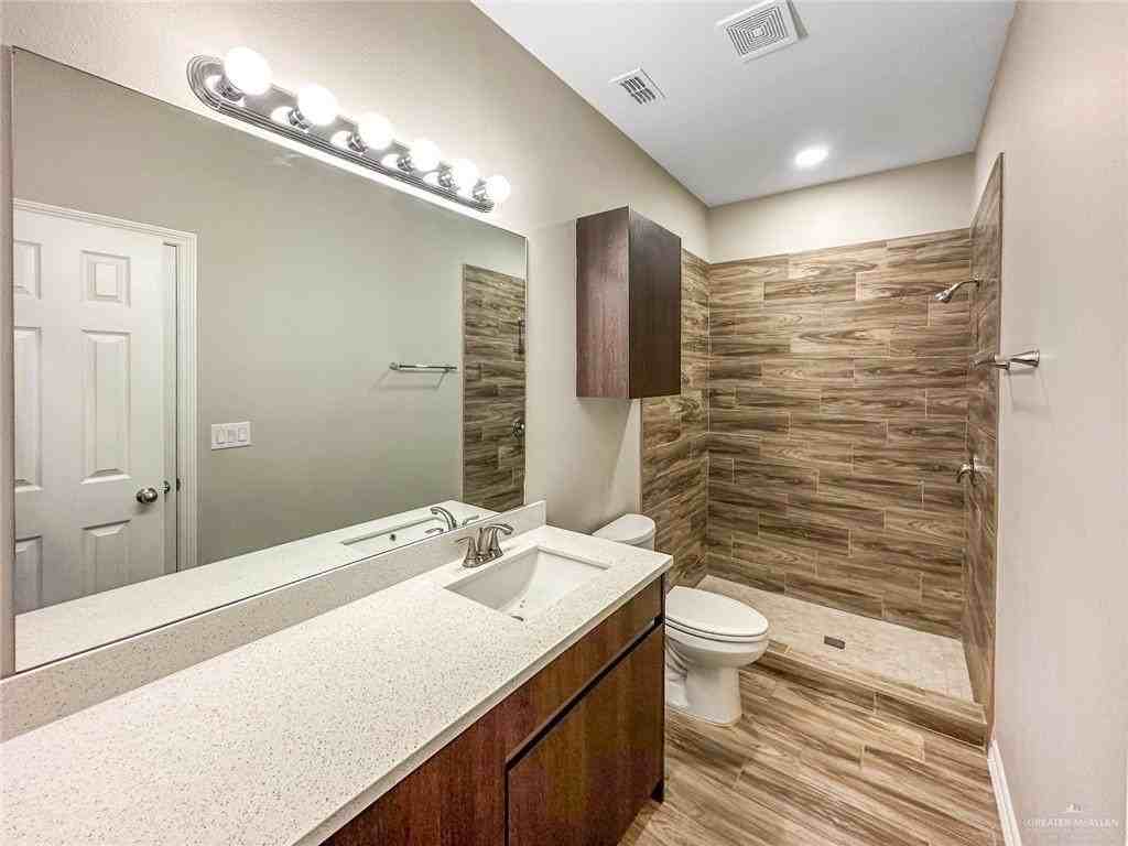 904 W Mahala Ave #3 - Photo 6 of 15