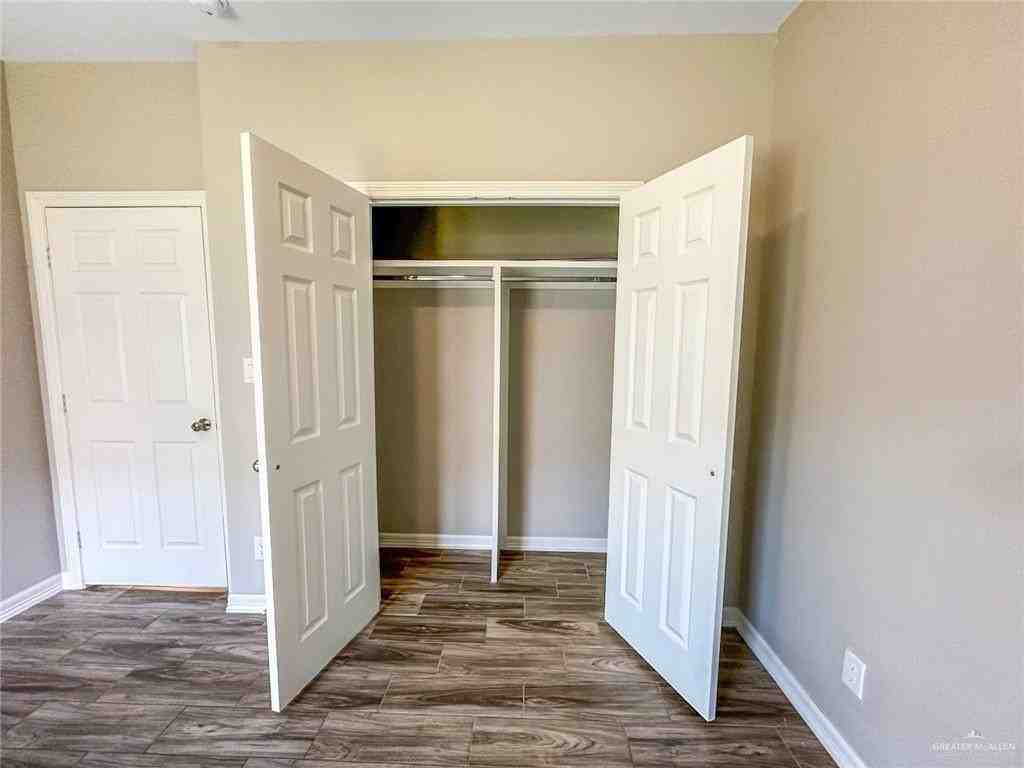 904 W Mahala Ave #3 - Photo 7 of 15