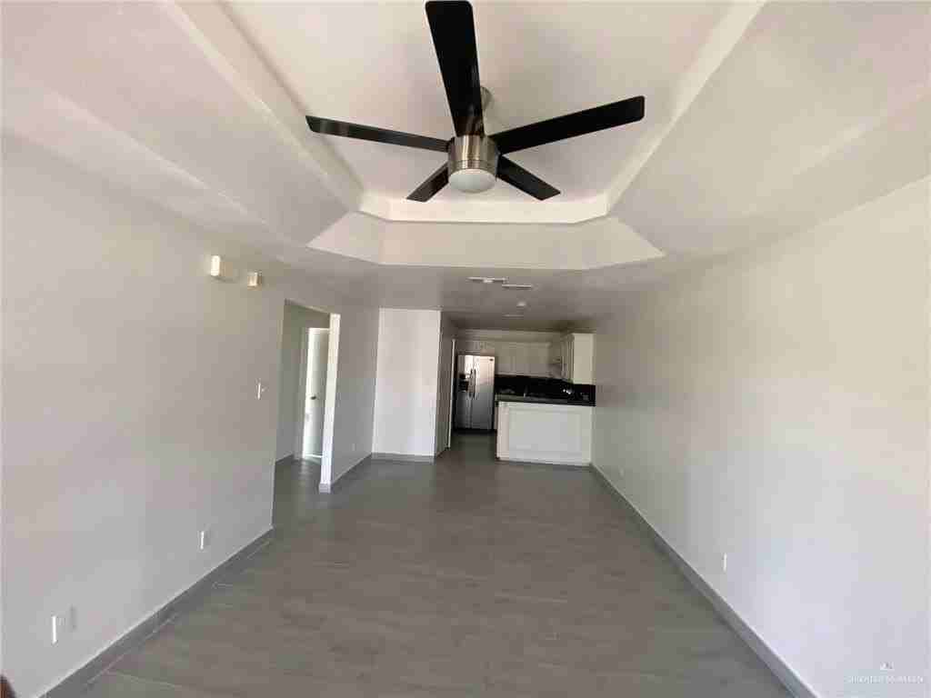 6910 Venus Dr - Photo 3 of 8
