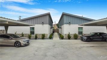 featured image of 1626 Playa Dr #1