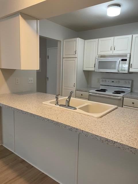 11359 40th Ave #11 - Photo 5 of 13
