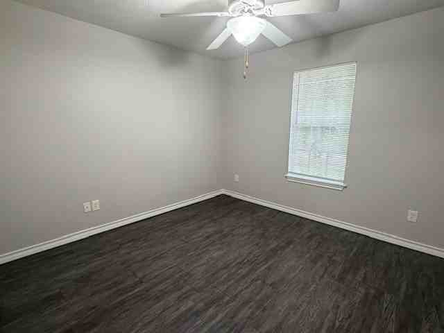 207 Cheyenne Place - Photo 3 of 15