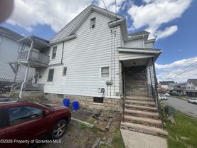 1403 N Sumner Ave - Photo 1 of 1