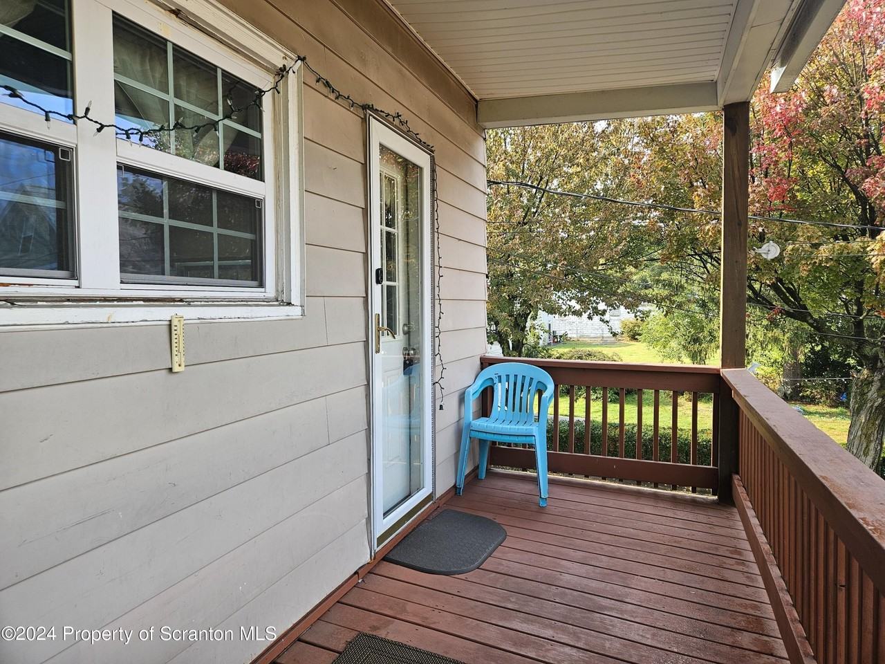 624 Court St #2ndFL - Photo 2 of 14