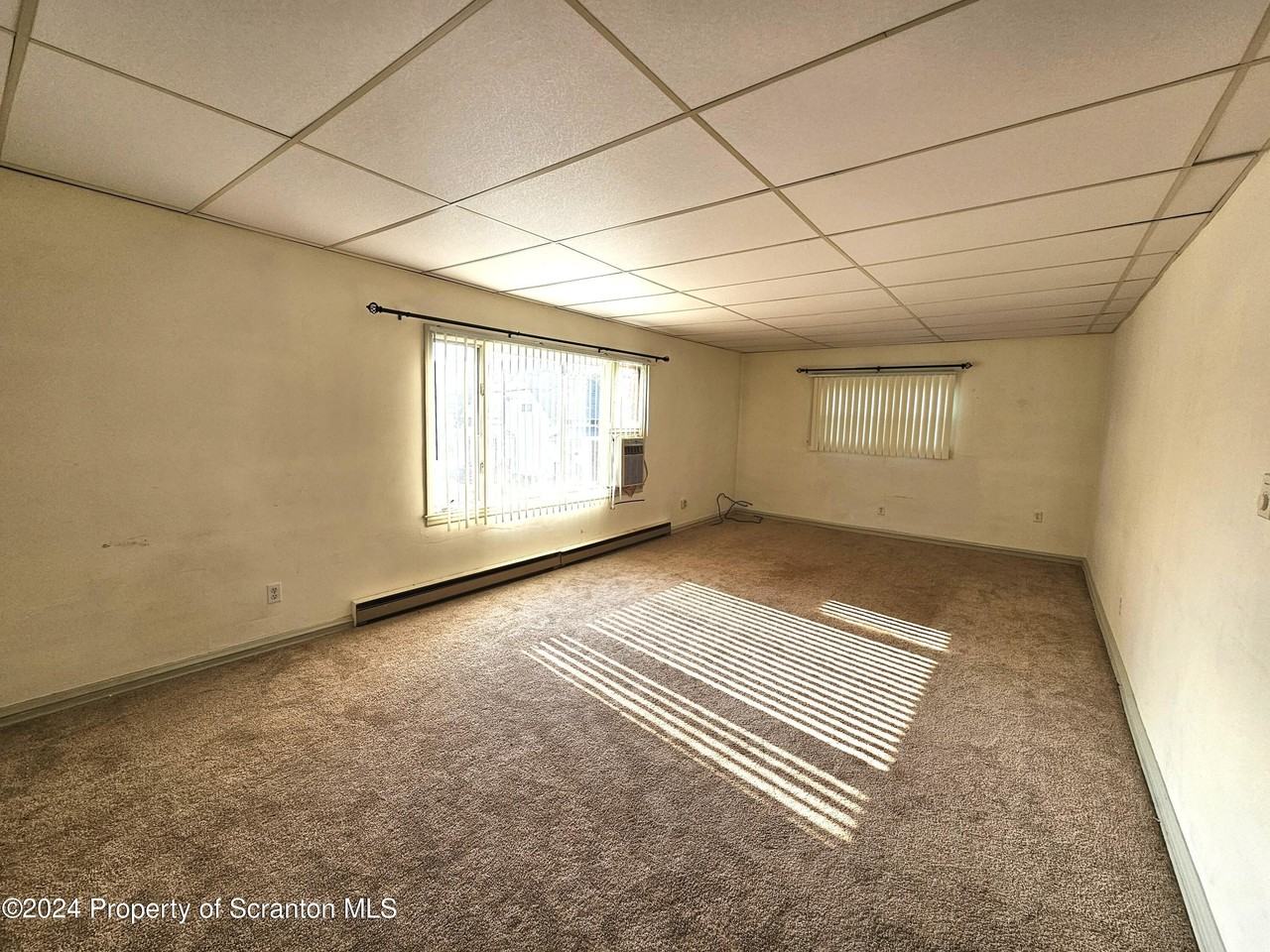 624 Court St #2ndFL - Photo 7 of 14