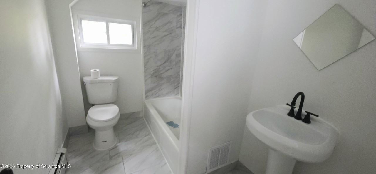 151 Wyoming St - Photo 4 of 18