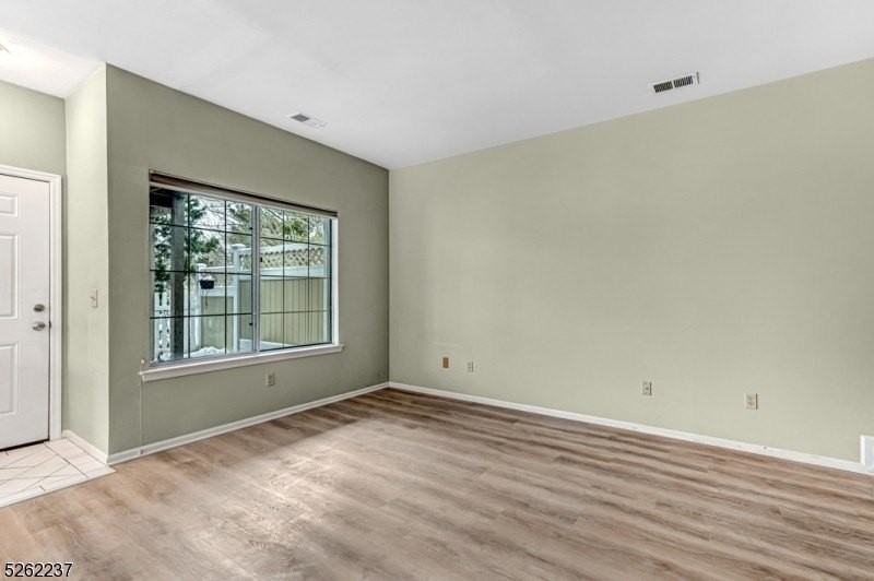 78 Academy Ct - Photo 7 of 26