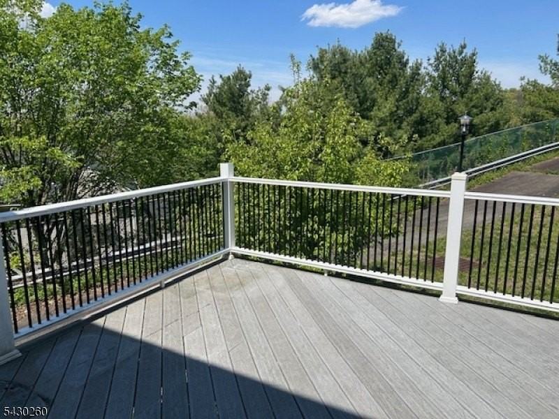 305 Winding Hill Dr - Photo 2 of 3