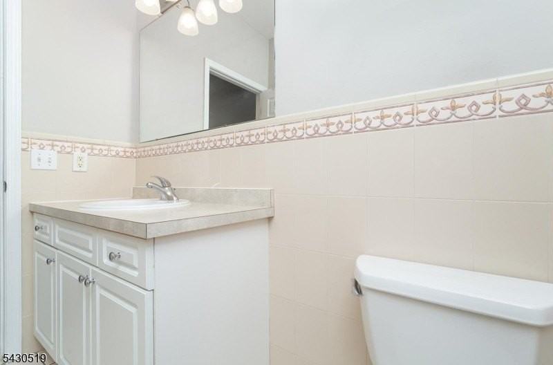 643 Old Dover Rd - Photo 4 of 26