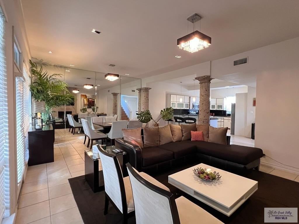 4601 Carmen Ave #1704 - Photo 4 of 15