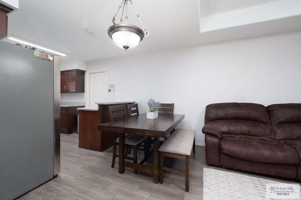 170 Pearl Dr - Photo 5 of 14