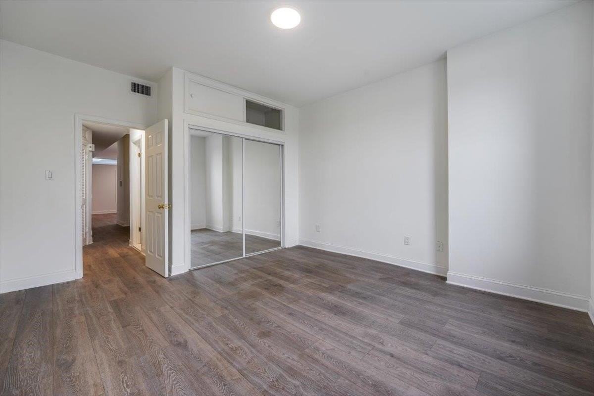 157 14th St #5L - Photo 2 of 14