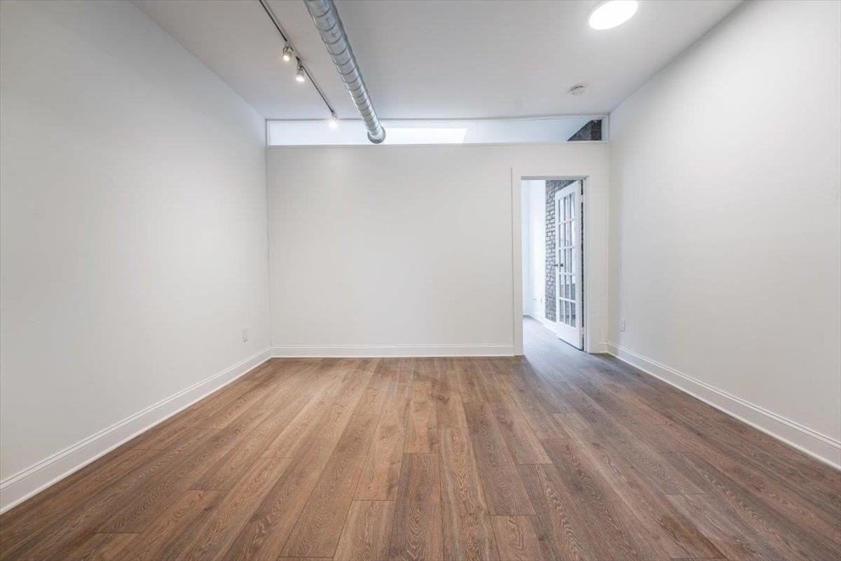 157 14th St #5L - Photo 7 of 14