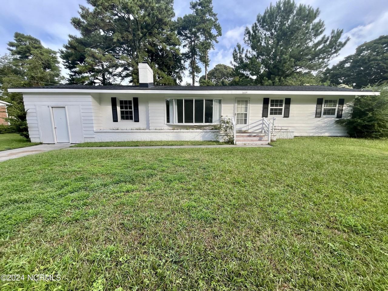 1619 Midgett Dr
