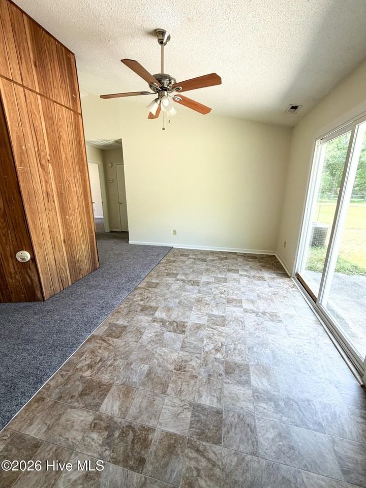 332 Union Chapel Church Rd - Photo 6 of 17