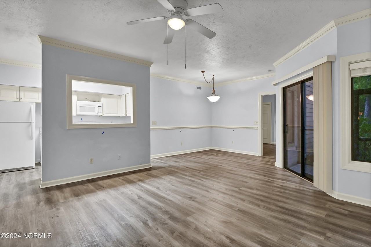 115 Longstreet Dr #101 - Photo 3 of 23