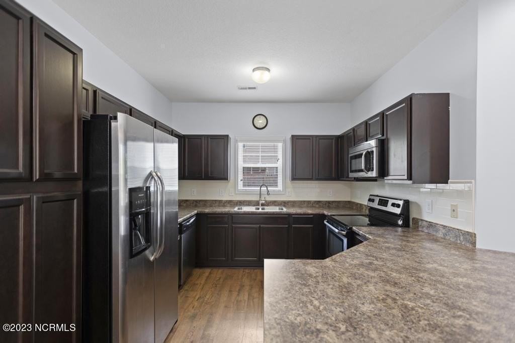 300 Frisco Way - Photo 7 of 29